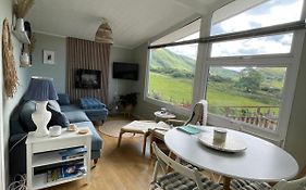 Cosy Private Chalet